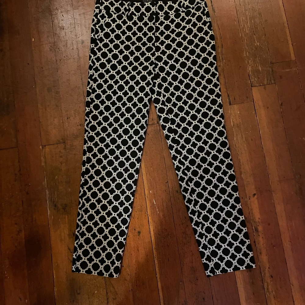 Chic Black and White Patterned Pants